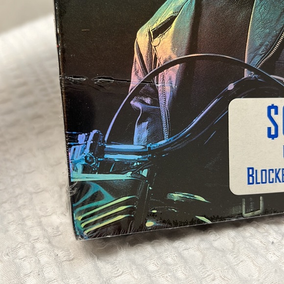 Terminator 2 Judgment Day VHS Factory Sealed! Holographic Cover 1999 - Picture 7 of 9